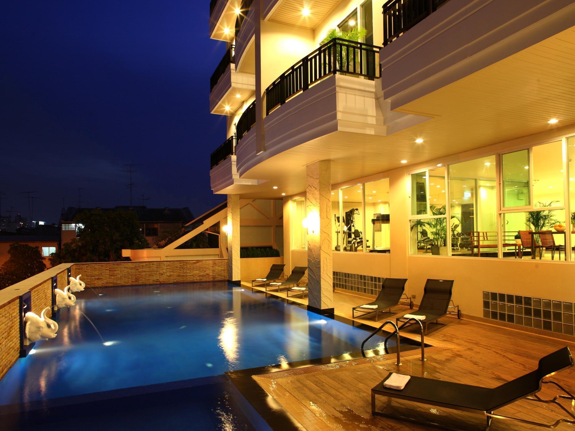 Bangkok Patio Bts Sanam Pao Banguecoque Exterior foto